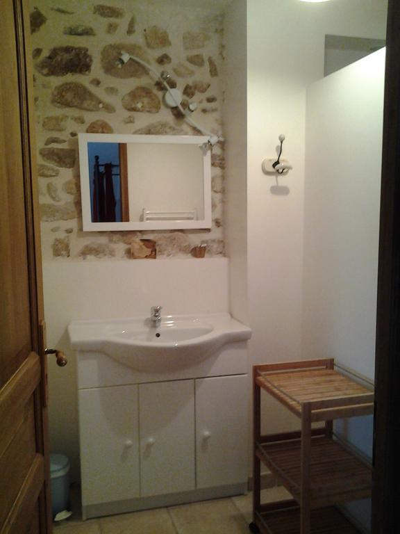 Le Mas De La Musardiere Chambres D Hotes Les Assions Cameră foto